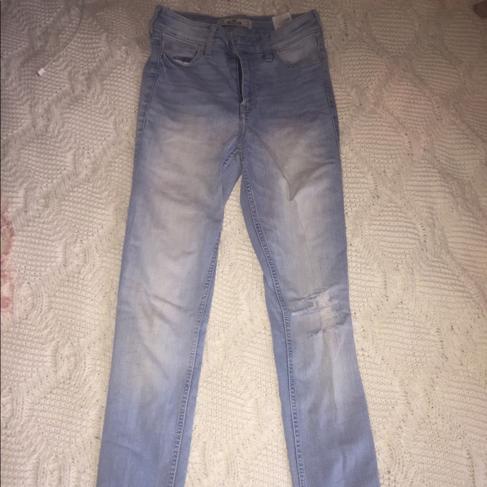 Hollister skinny jeans
